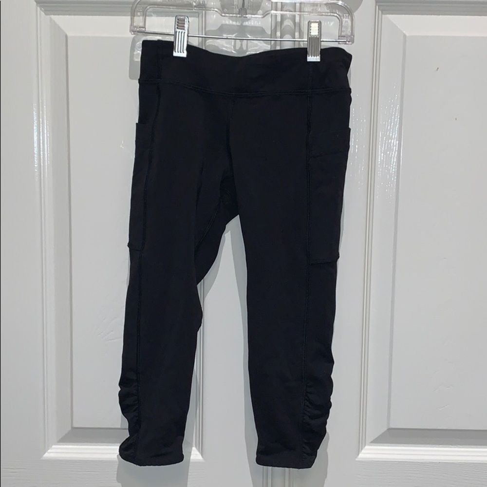 Ivivva girls cropped leggings size 8